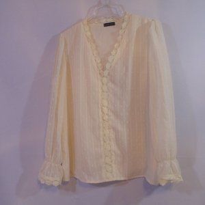 Superlook Women's V Neck Long Sleeve Pullover Lovely Blouse, Ivory Medium